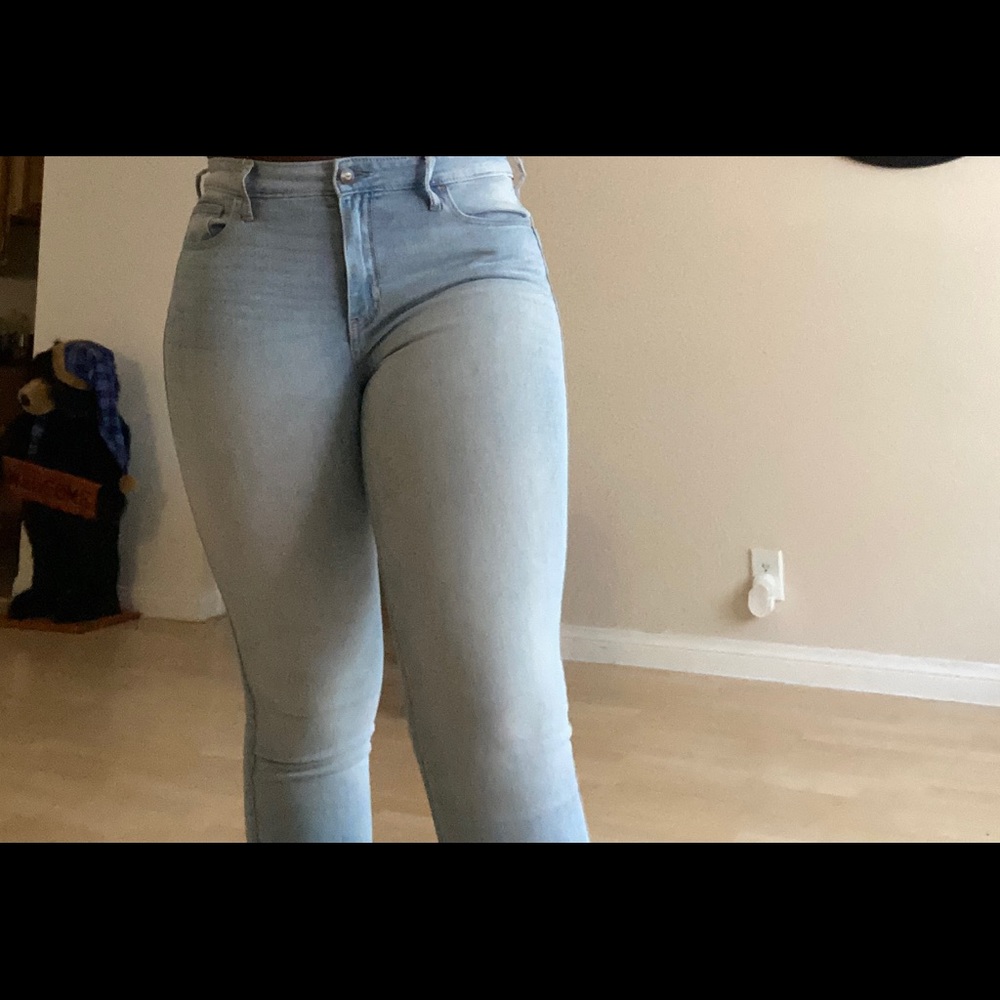 High Rise Light Wash Hollister Skinny Jeans